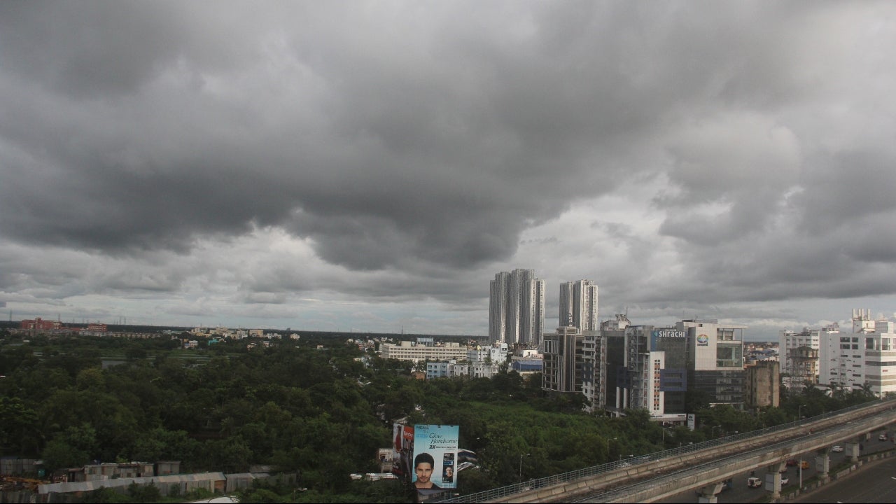 bihar bengal west thunderstorms alert weather rains february kolkata india five orange states moderate assam clouds twc witness